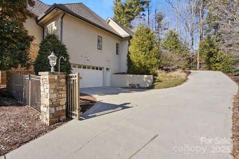 A home in Hendersonville