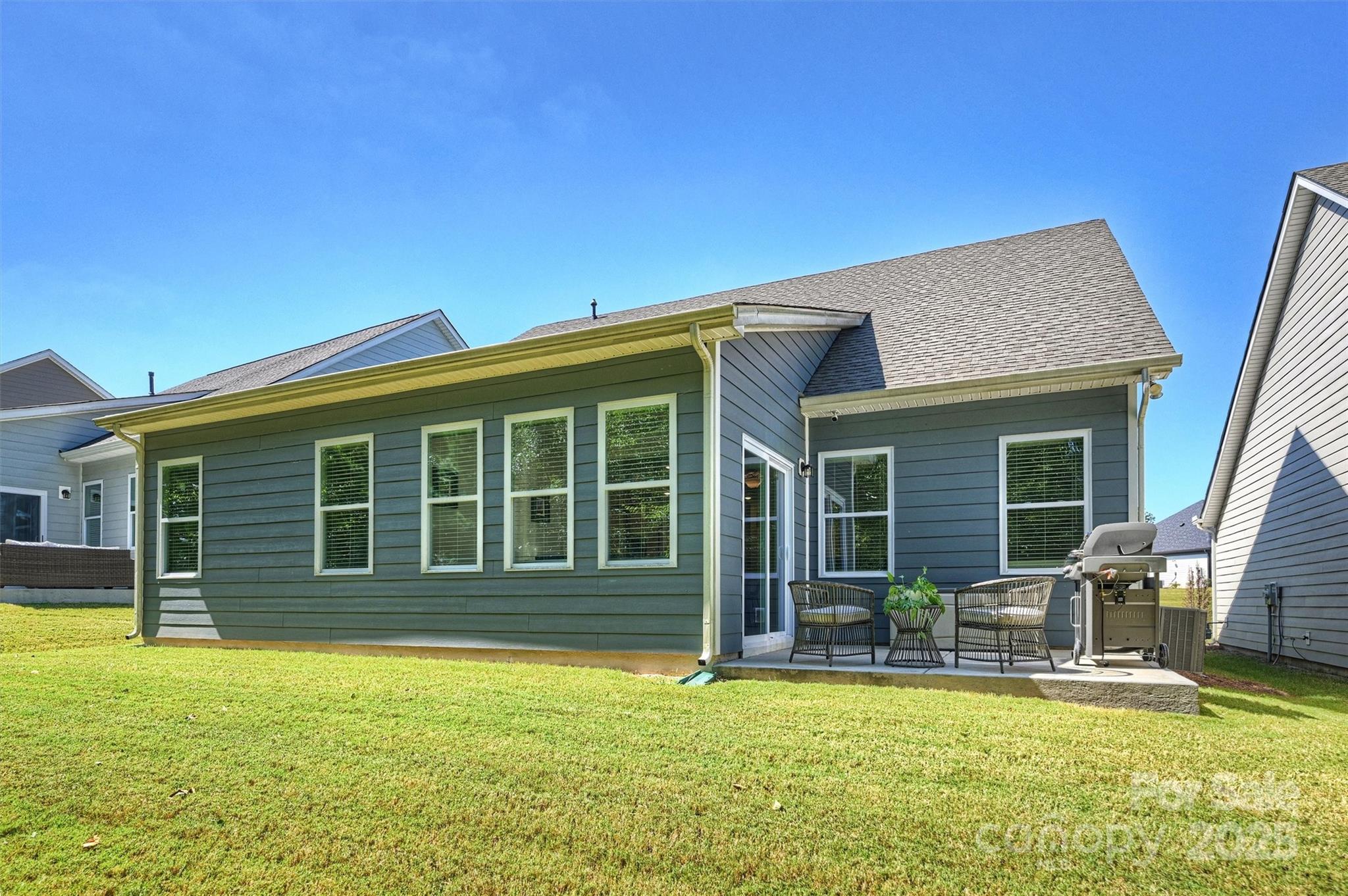 Grove Manor - Residential