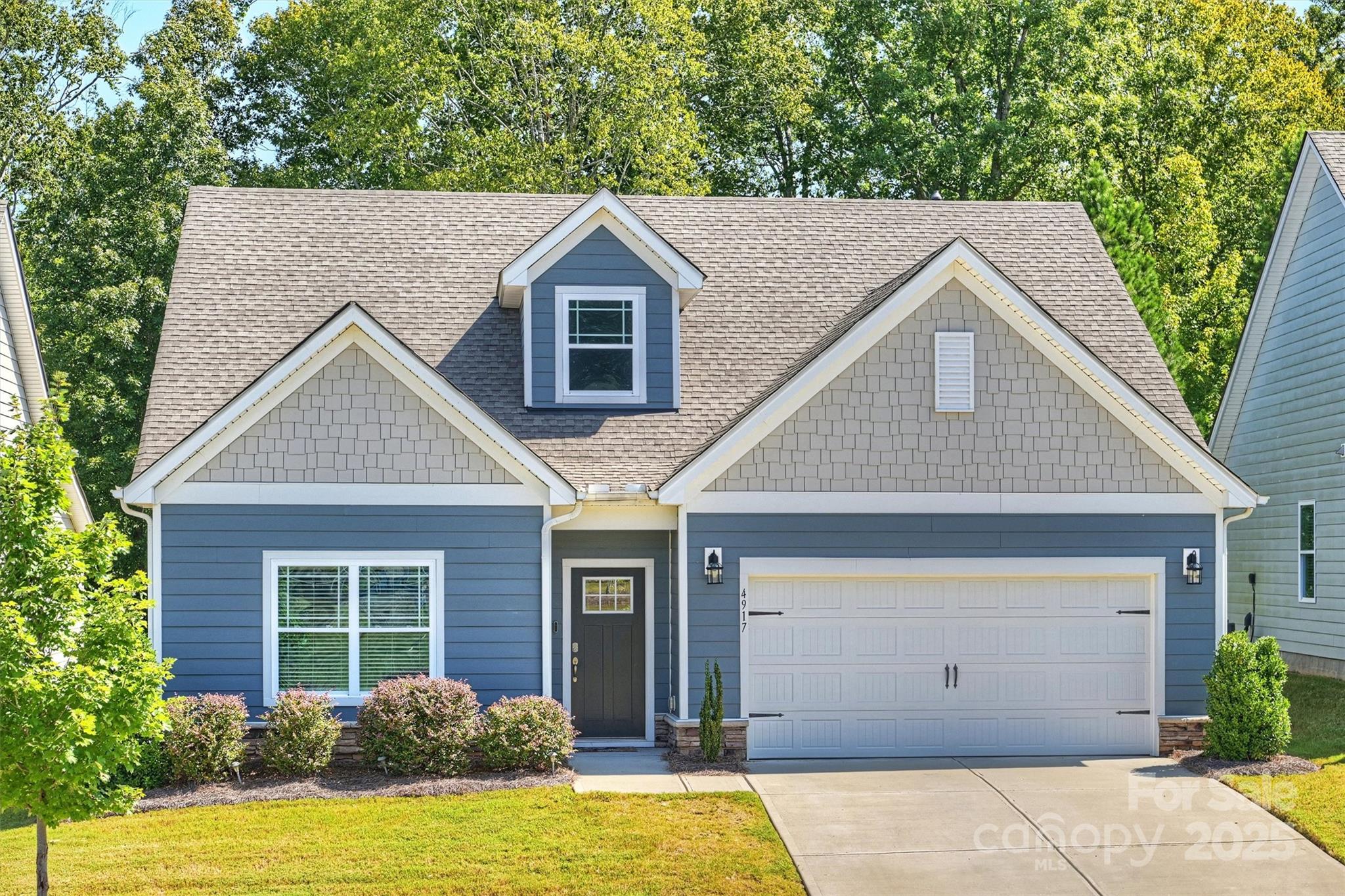 Grove Manor - Residential