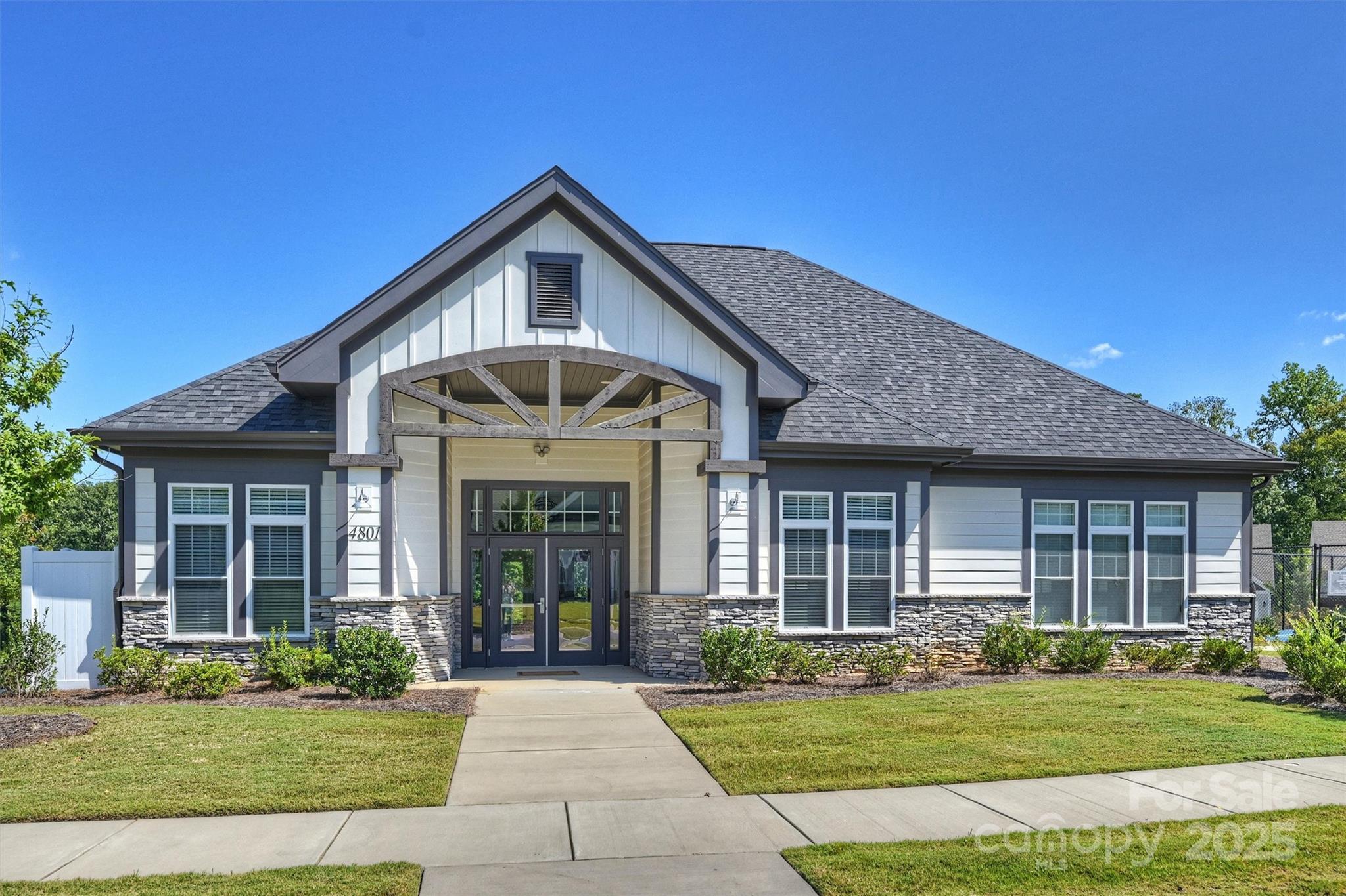 Grove Manor - Residential