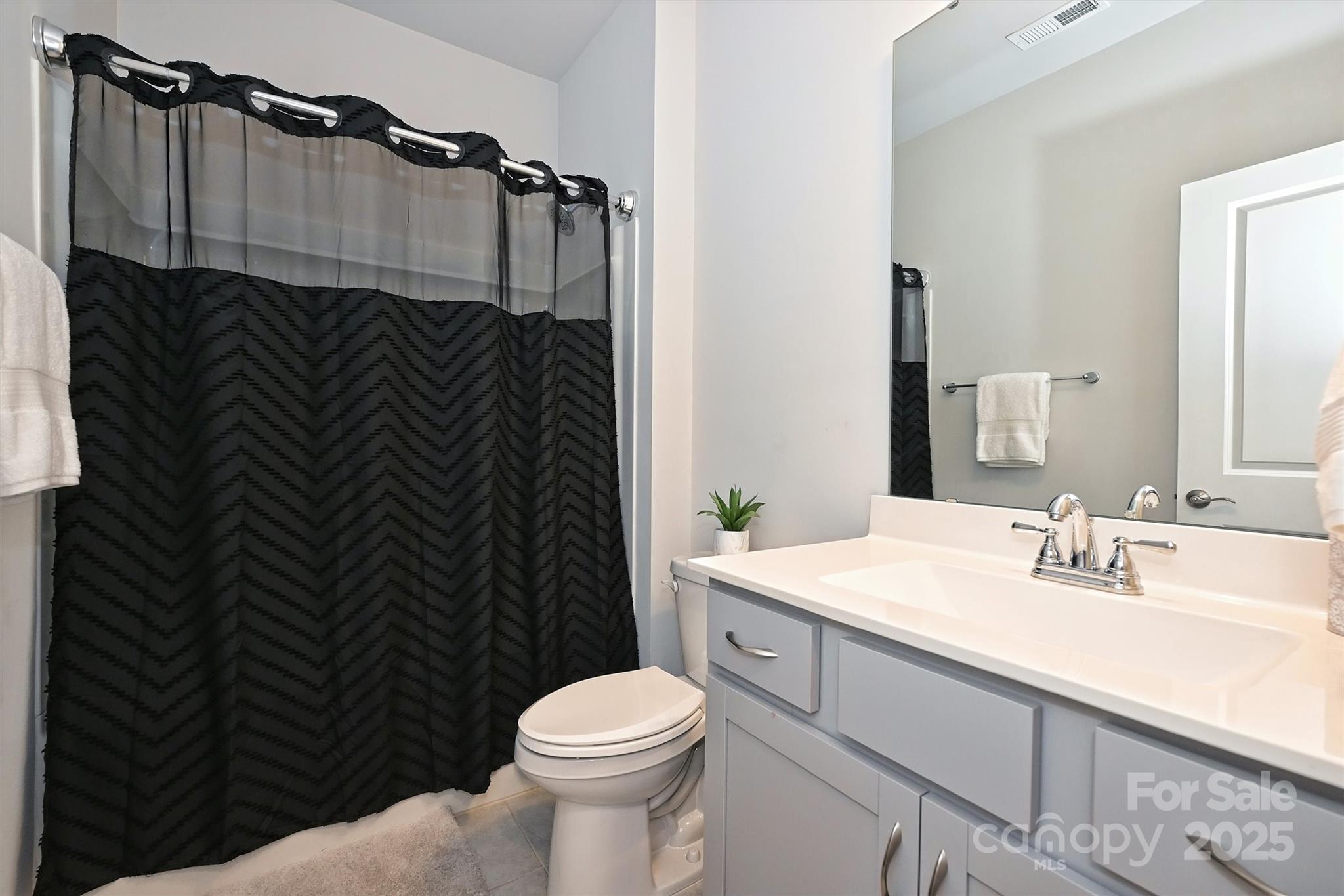 Grove Manor - Residential