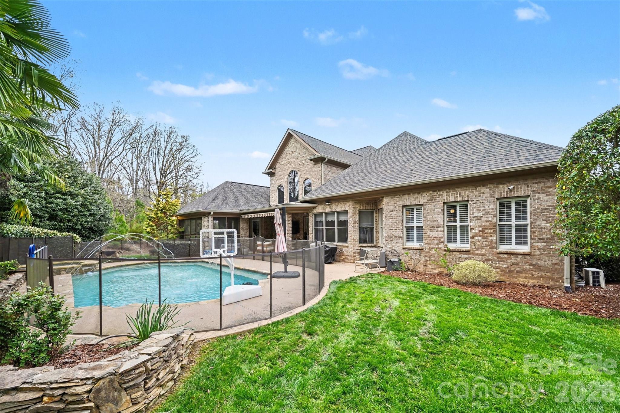 Quintessa - Residential