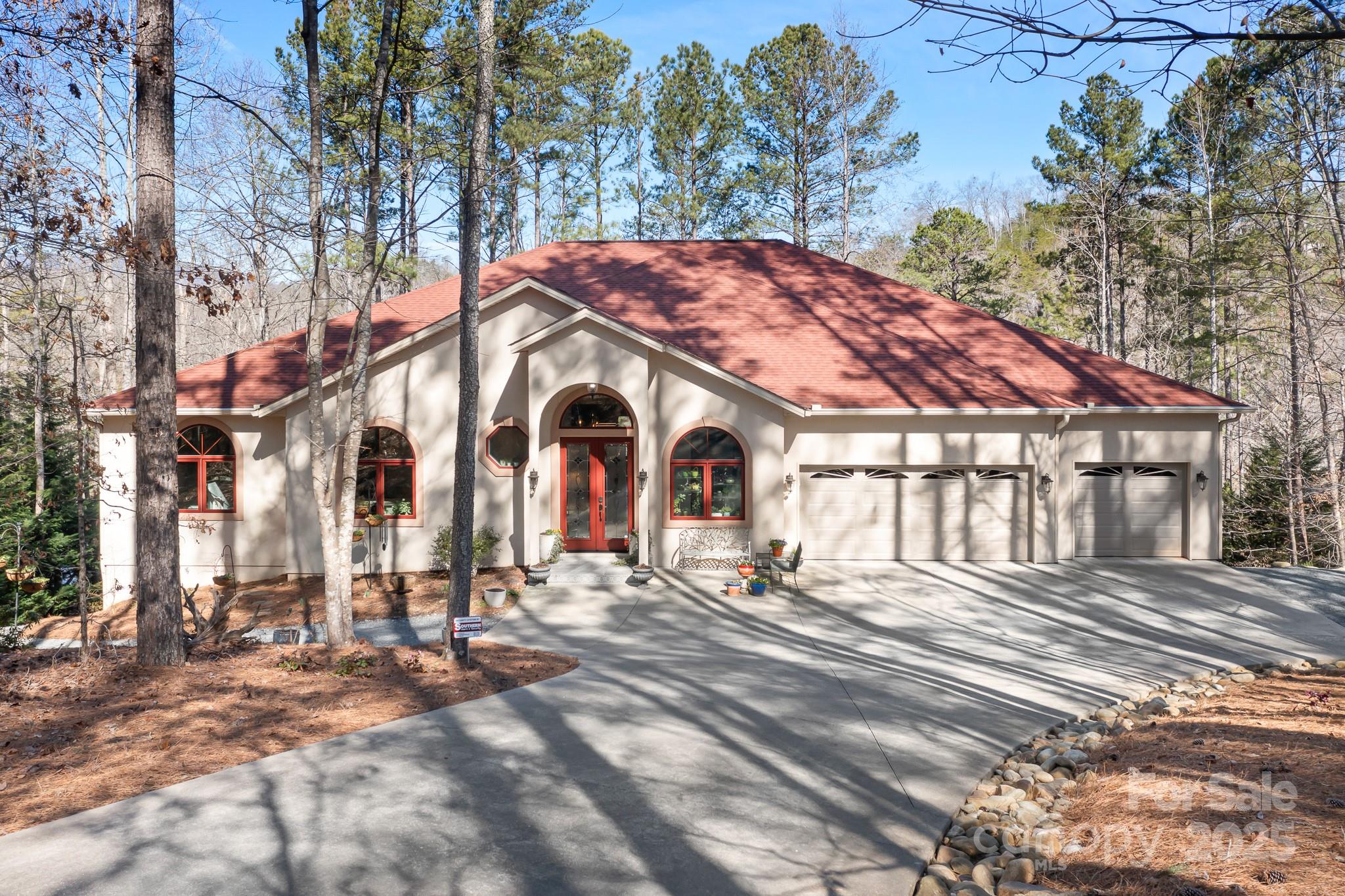 Lake Adger - Residential