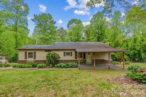 112 Hidden Forest Estate Candler NC 28715