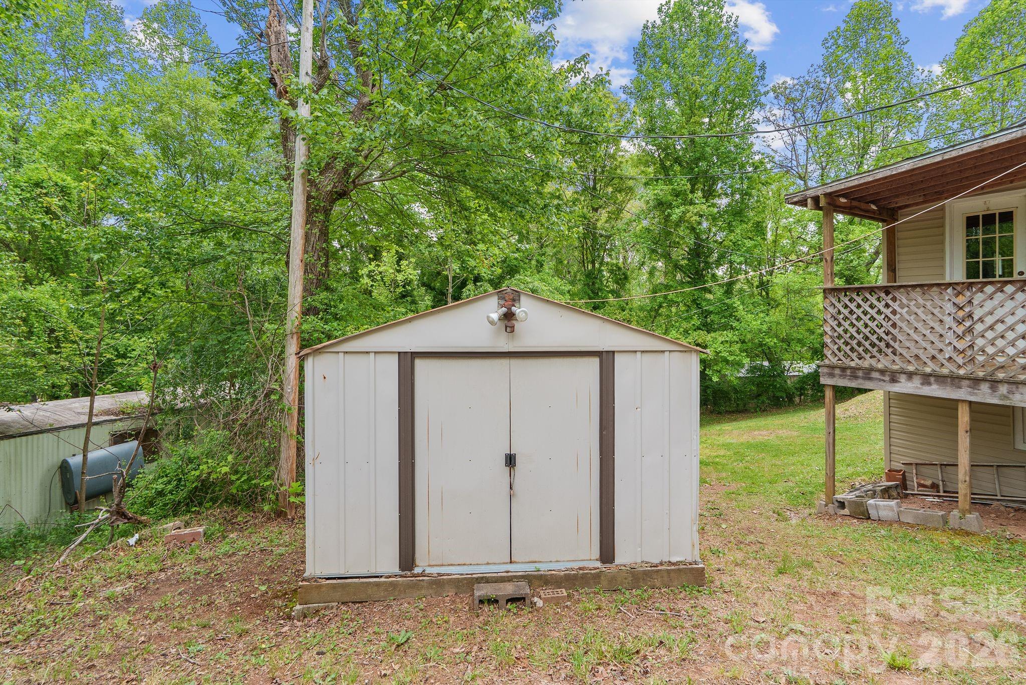 Hidden Forest - Residential