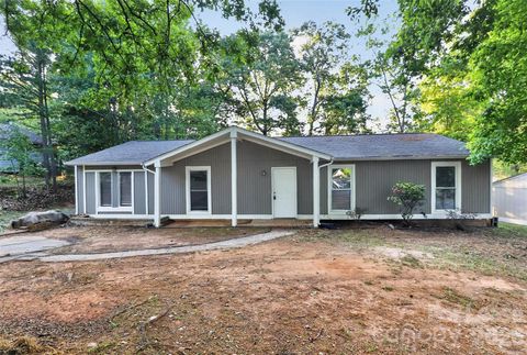 Photo of 6300 Dwightware Boulevard, Charlotte, NC 28227 (MLS # 4377611)