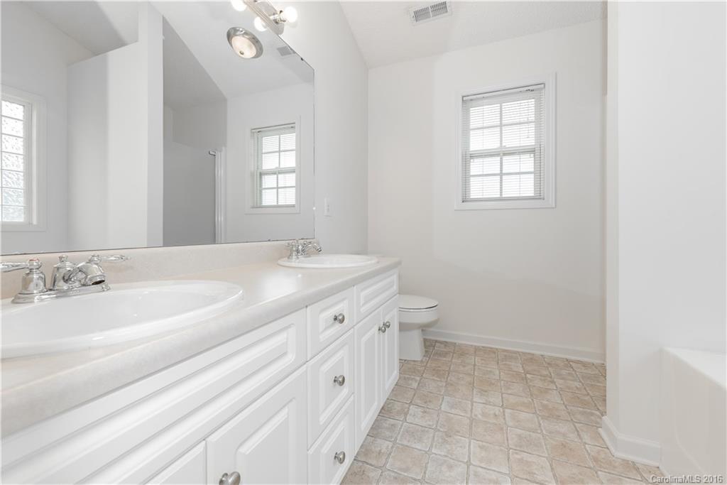 Hallmark Glen - Residential