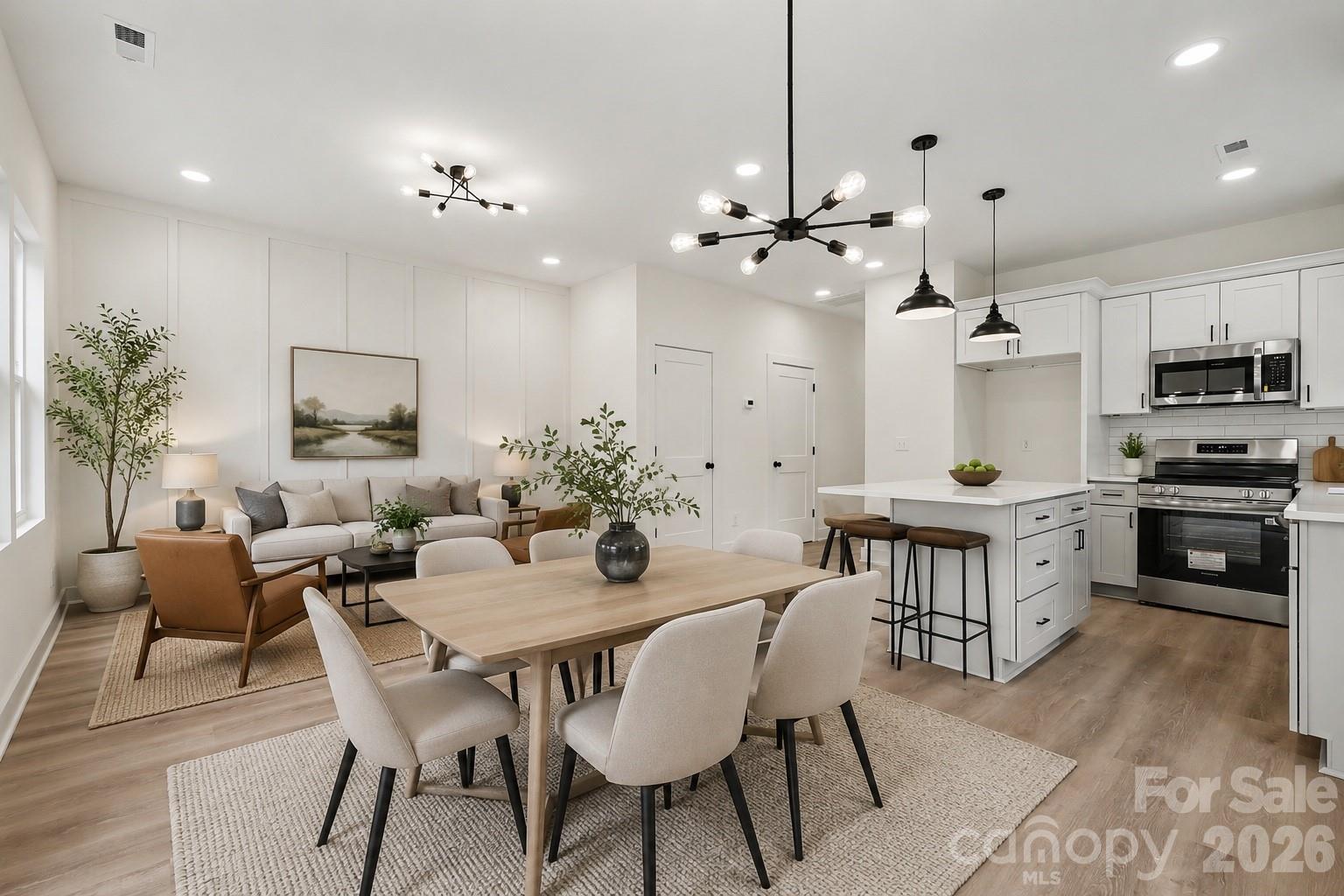 206/208 W Todd Lane A & B
