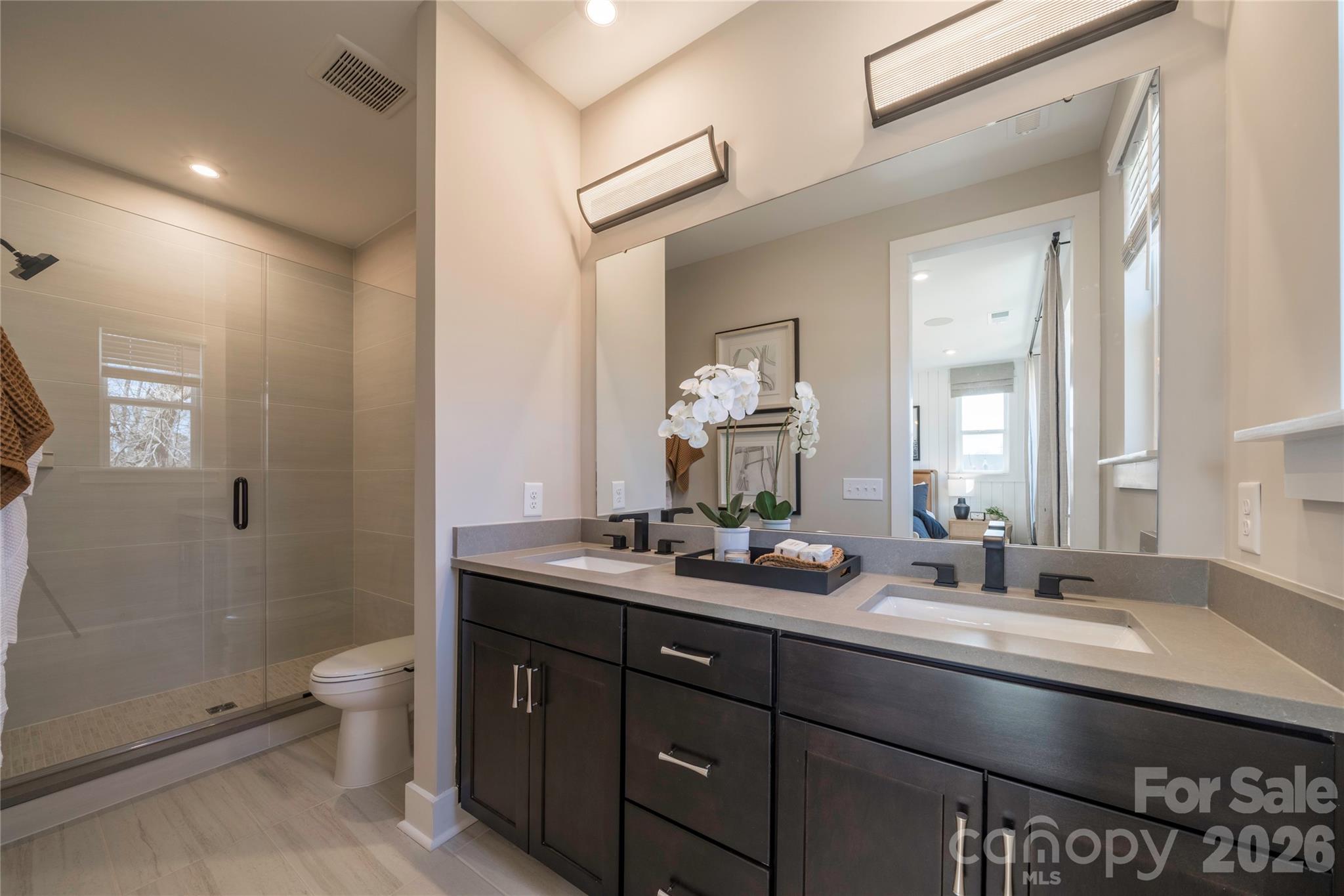 Context at Oakhurst - Residential