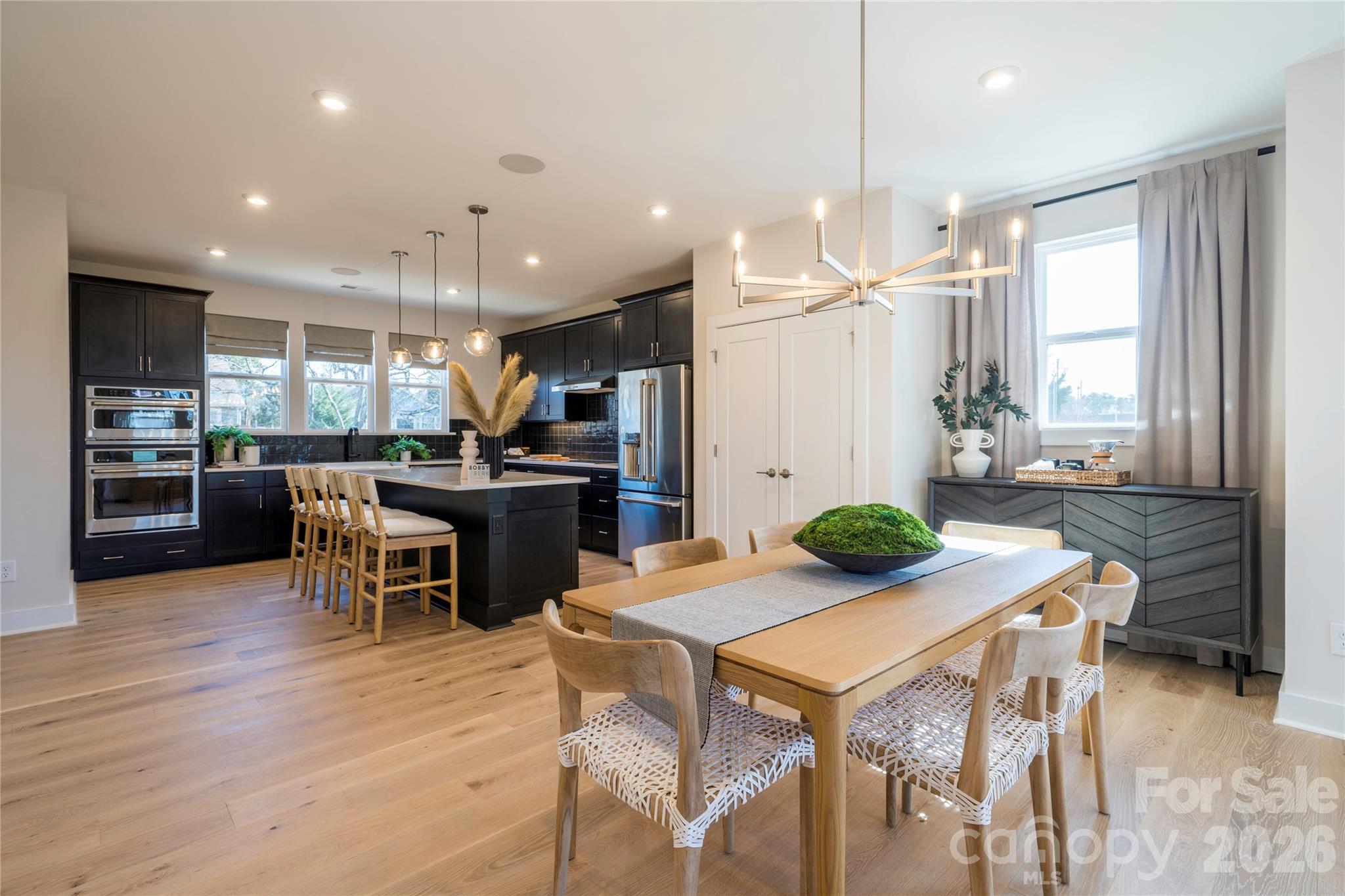 Context at Oakhurst - Residential