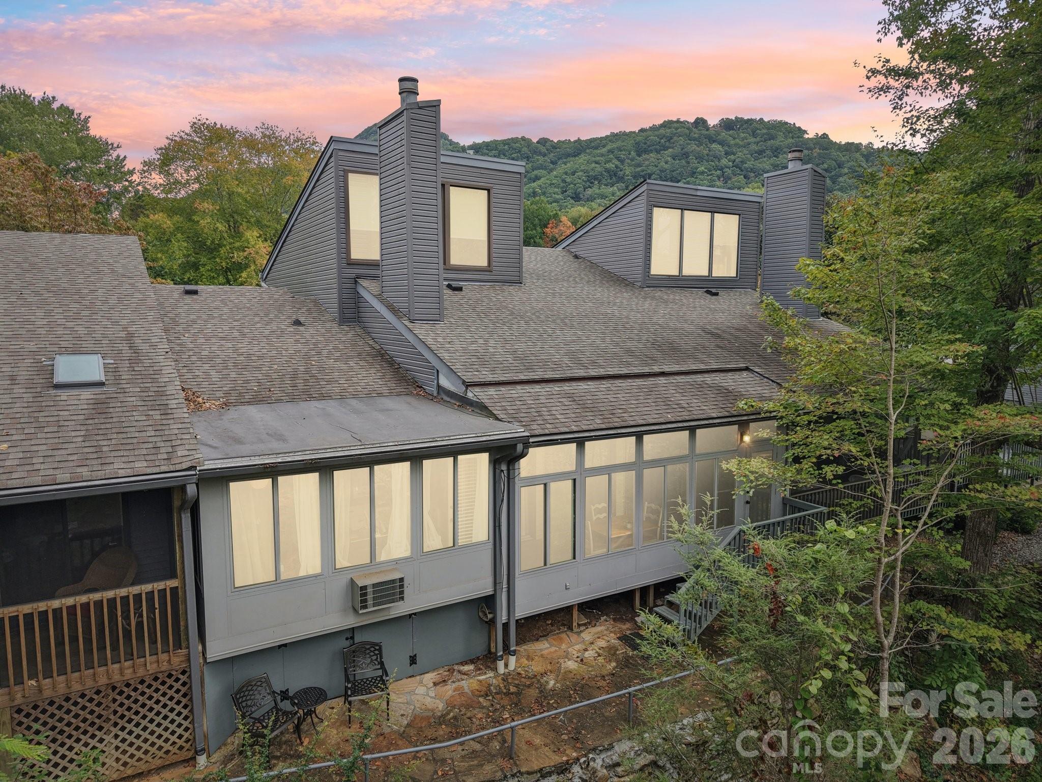 Rumbling Bald on Lake Lure - Residential