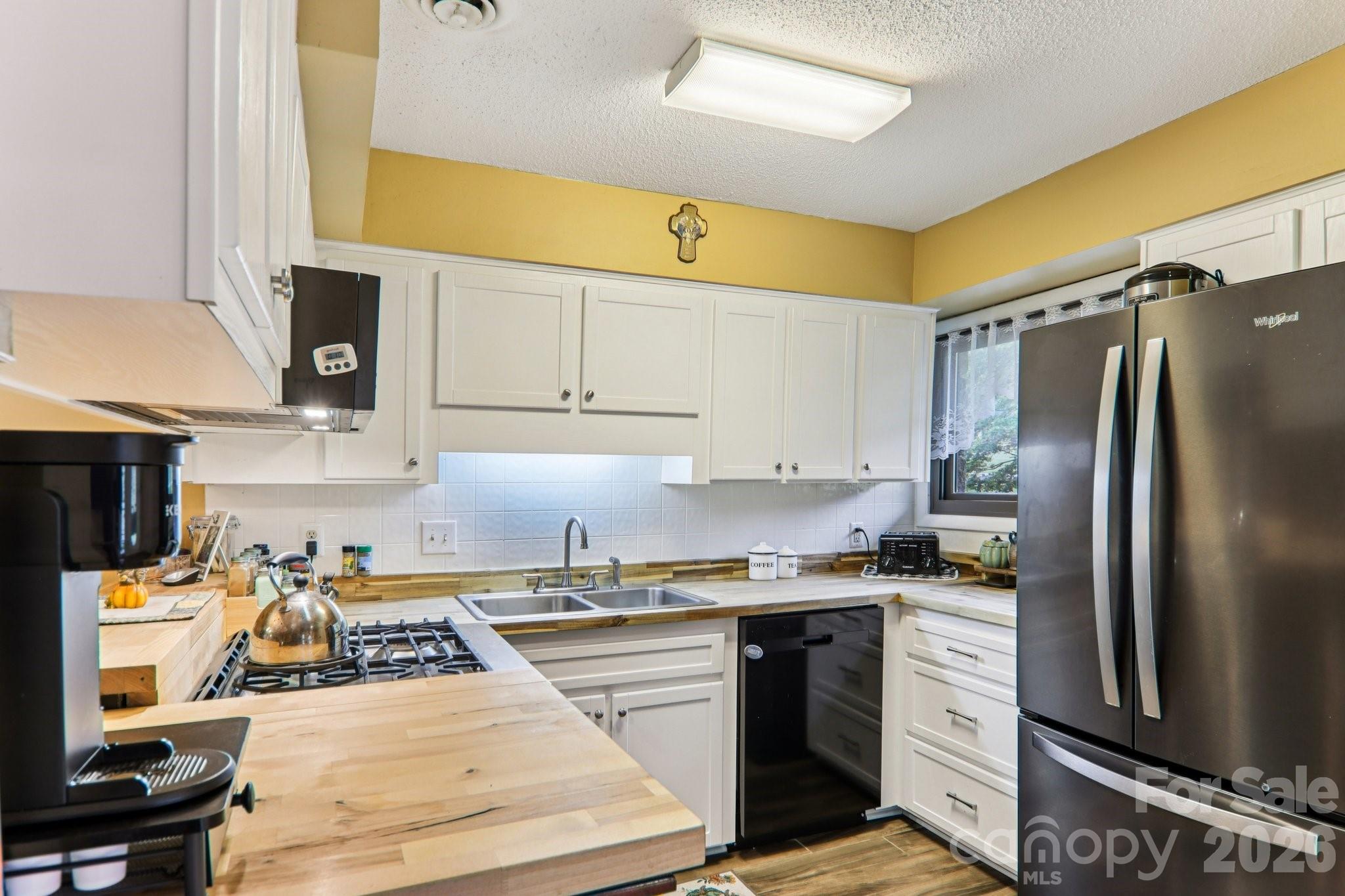 Rumbling Bald on Lake Lure - Residential