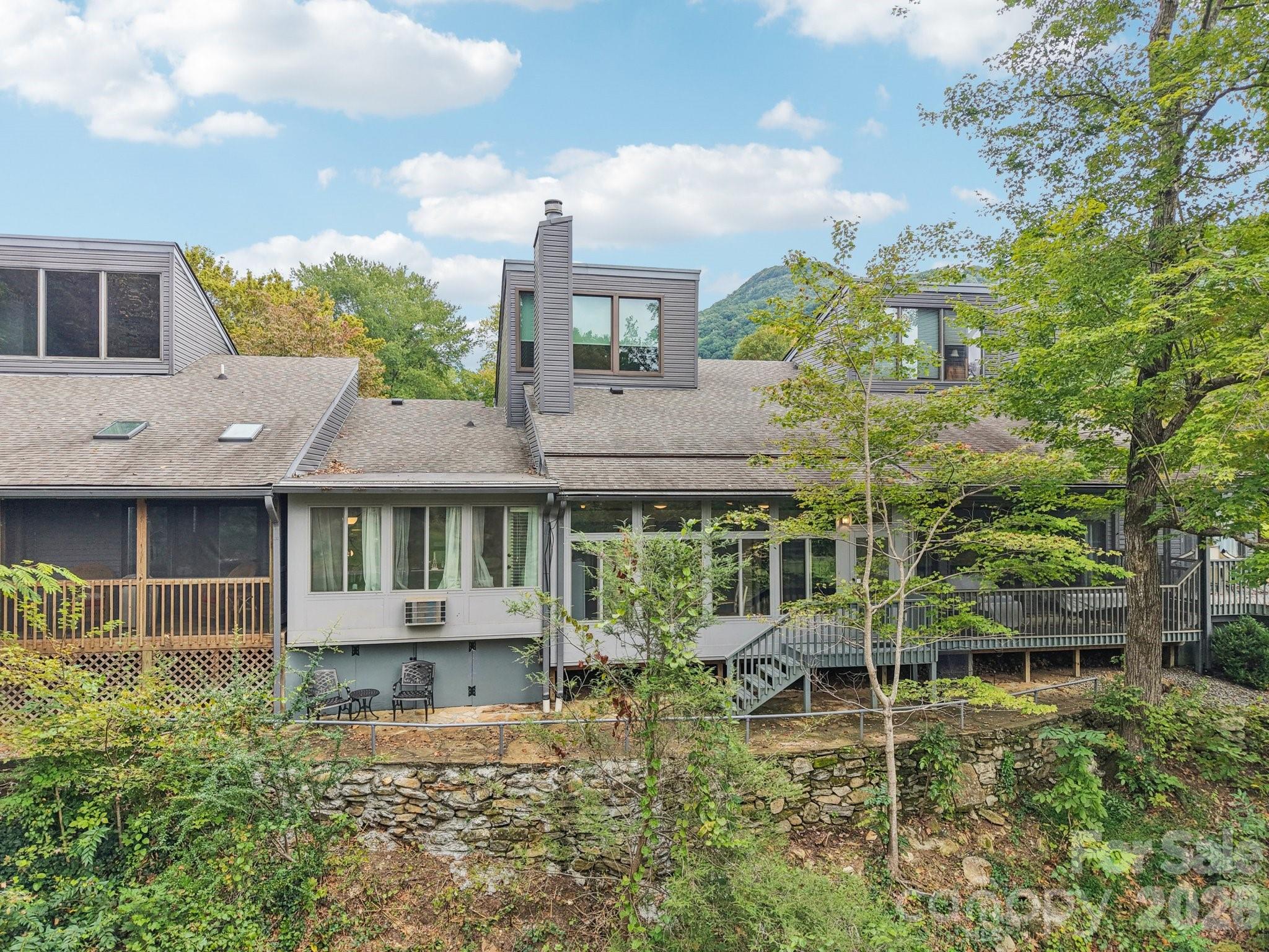 Rumbling Bald on Lake Lure - Residential