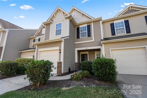 Photo of 2523 Early Flight Drive, Charlotte, NC 28262 (MLS # 4314240)