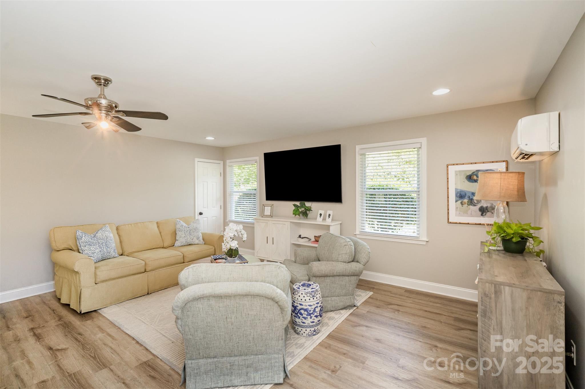 Friendfield - Residential