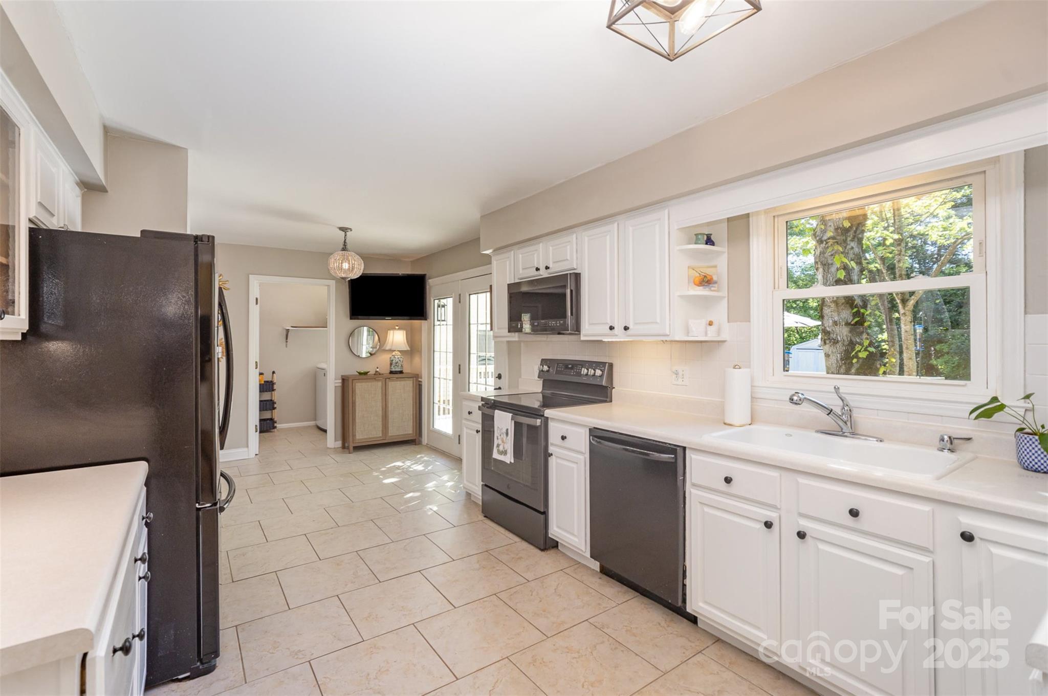 Friendfield - Residential