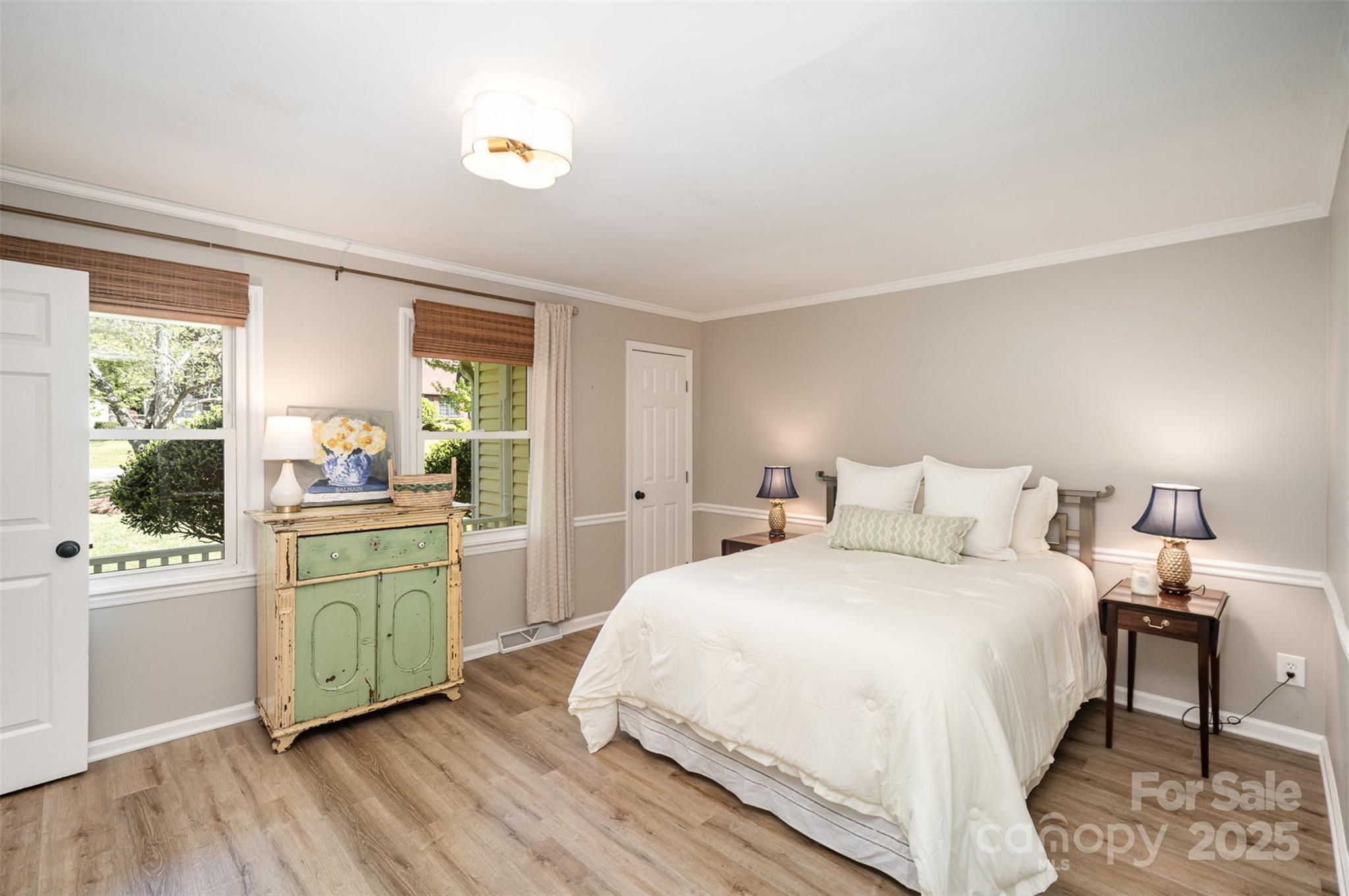 Friendfield - Residential