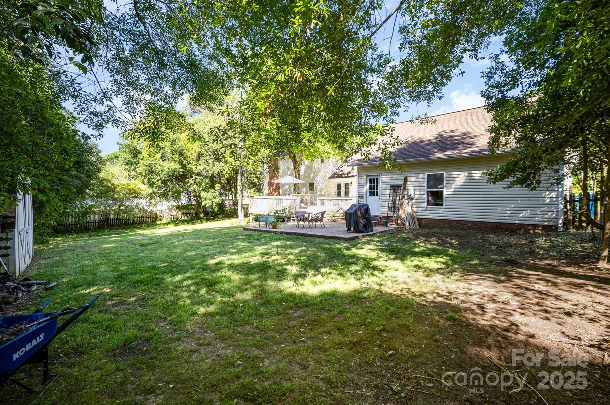 Friendfield - Residential