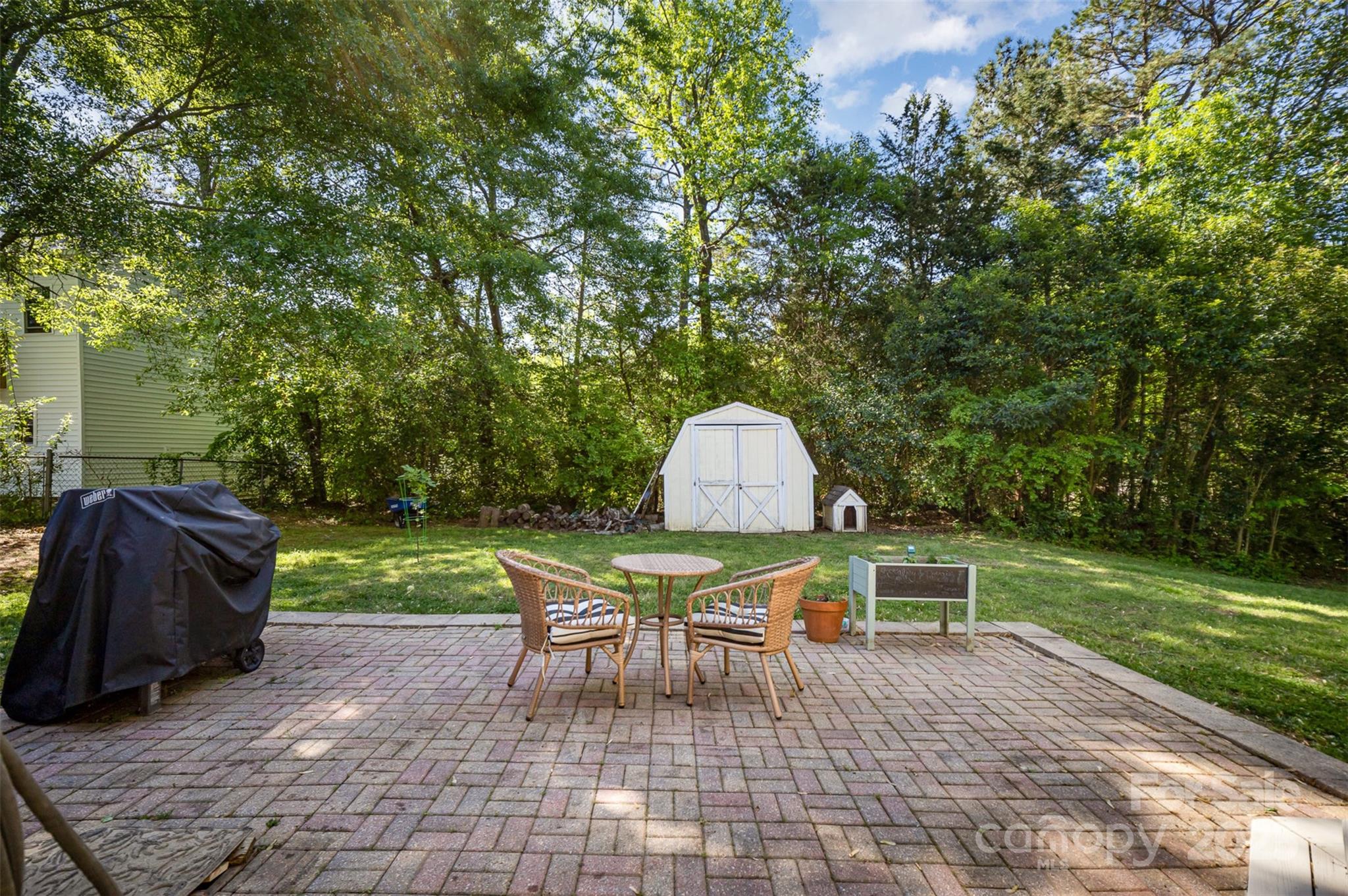 Friendfield - Residential