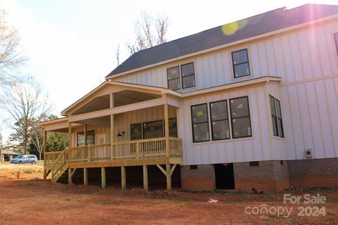 A home in Waxhaw