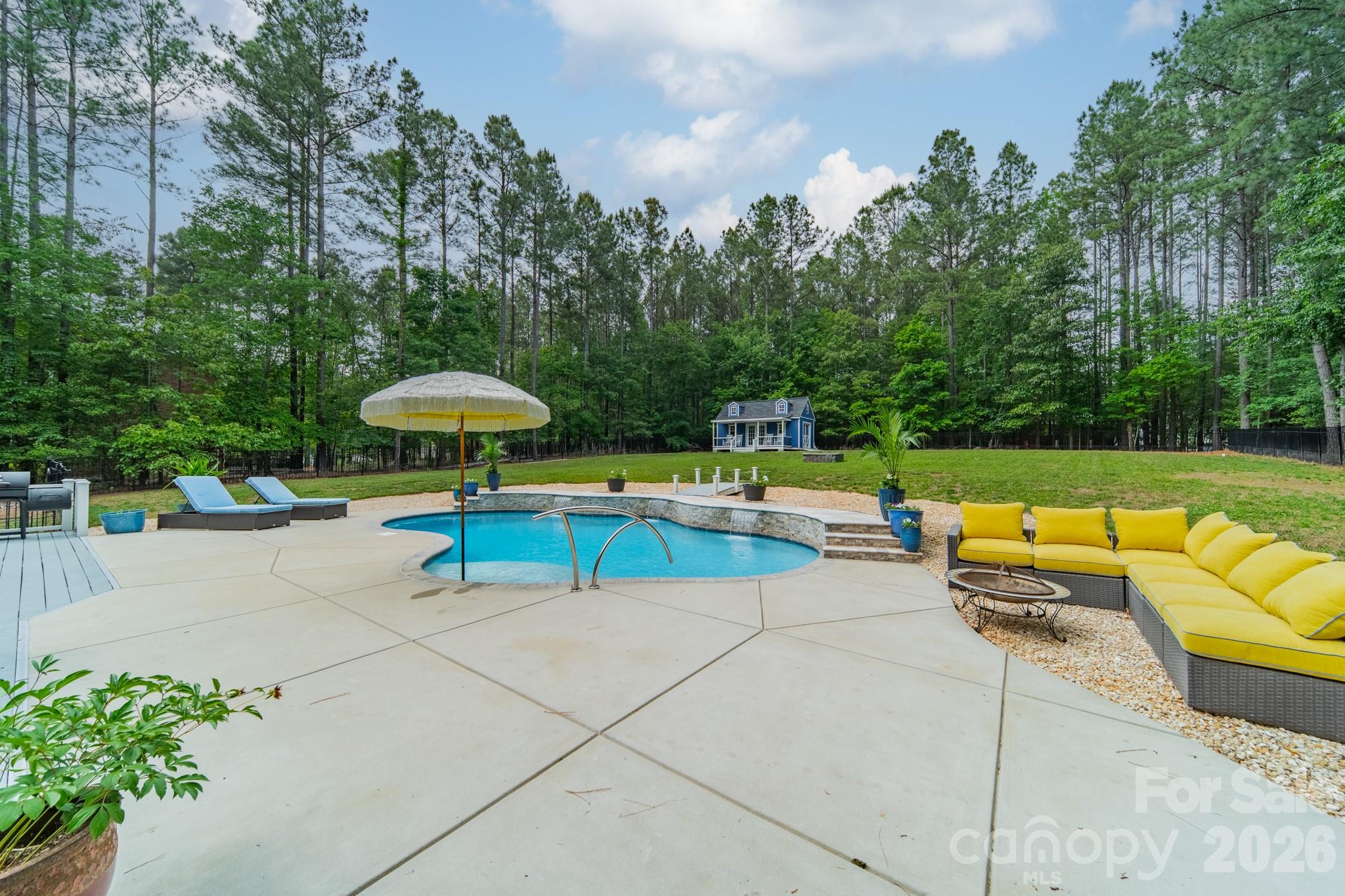 Falls Park - Residential