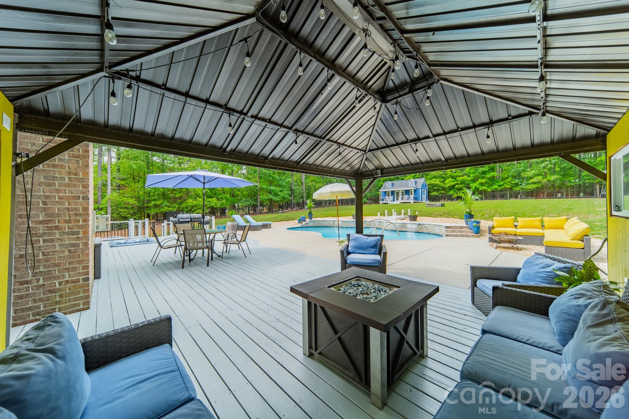 Falls Park - Residential