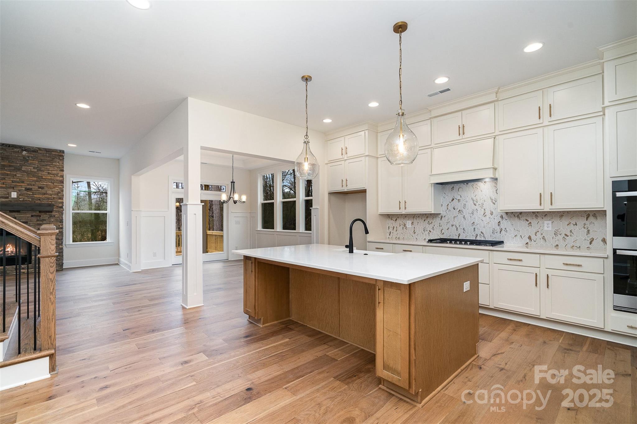 558 Edmunds Lane 41