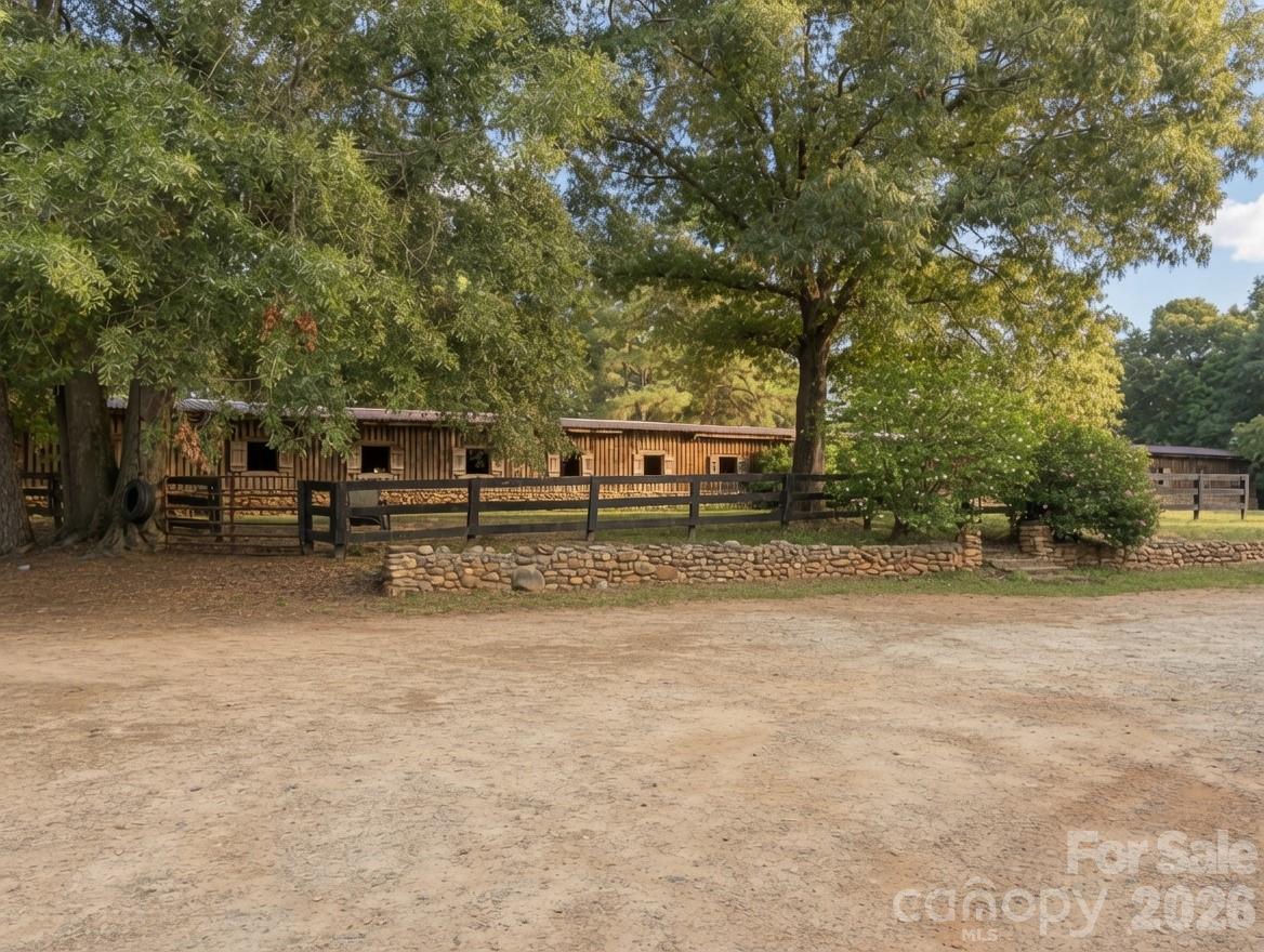 350 Vick Russell Lane, Columbus, NC, 28722
