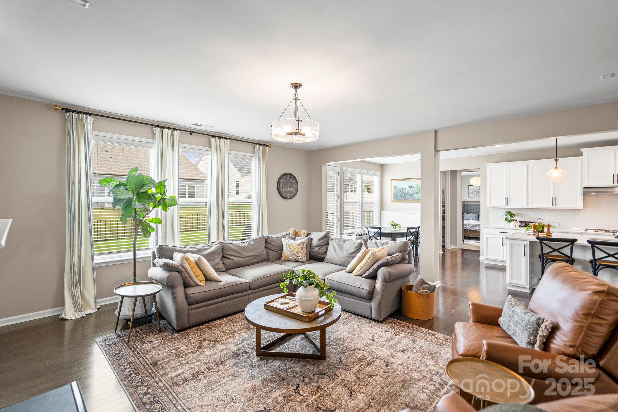 1508 Native Diver Lane
