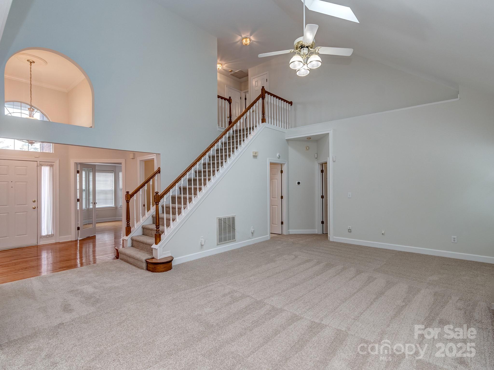 6221 Caslon Court