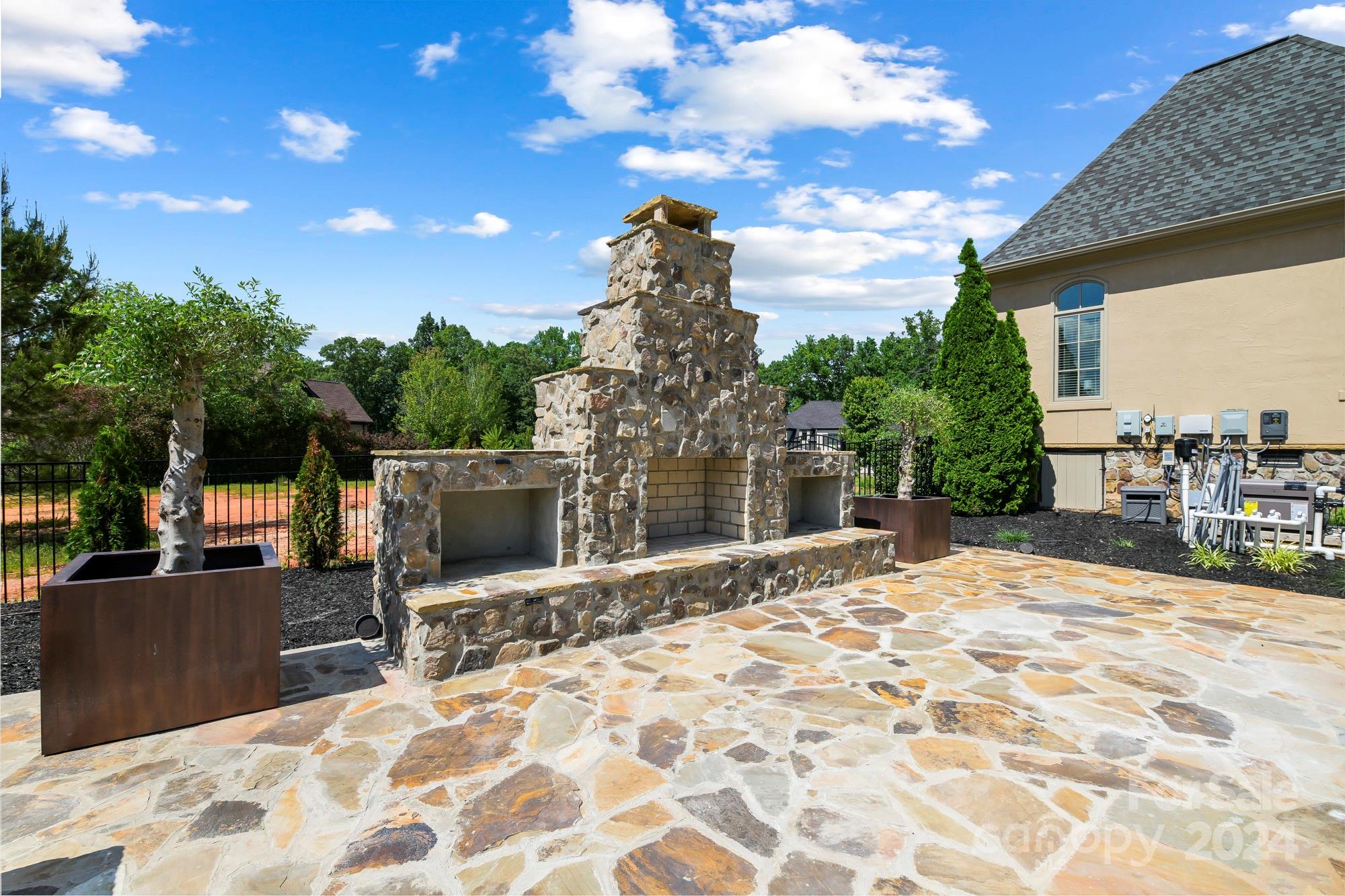 Longbrooke - Residential