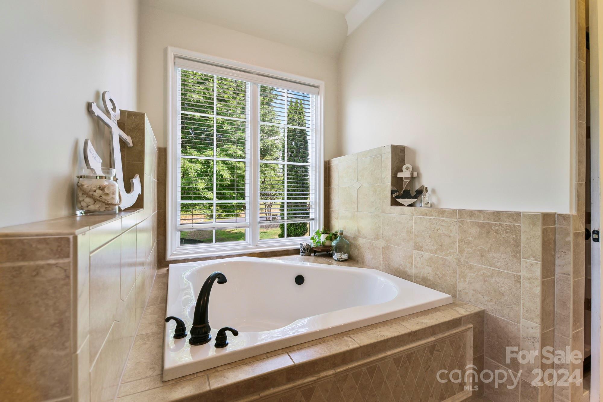 Longbrooke - Residential