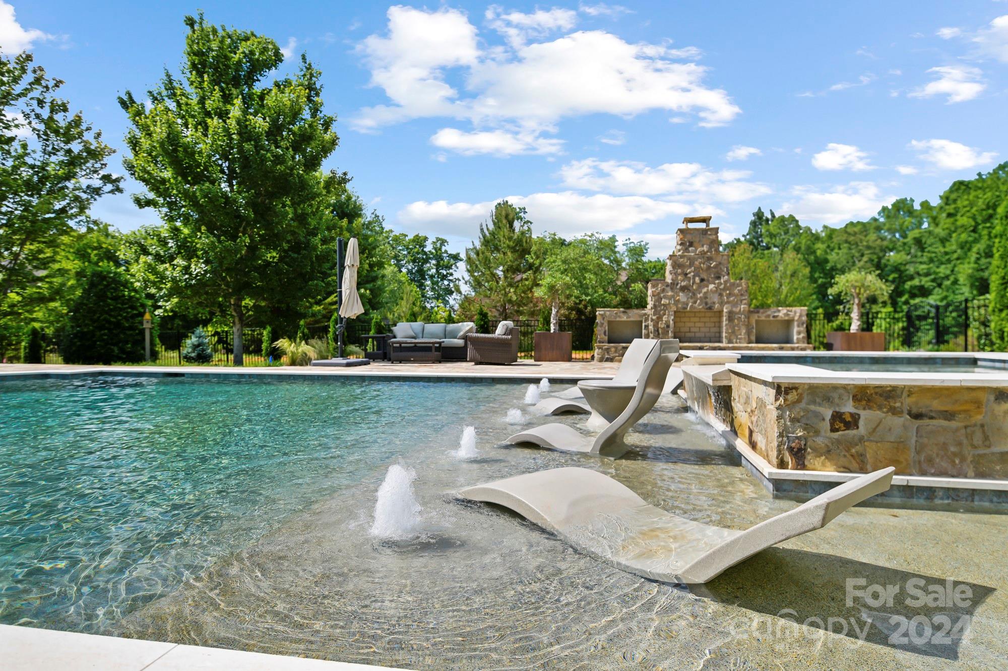 Longbrooke - Residential