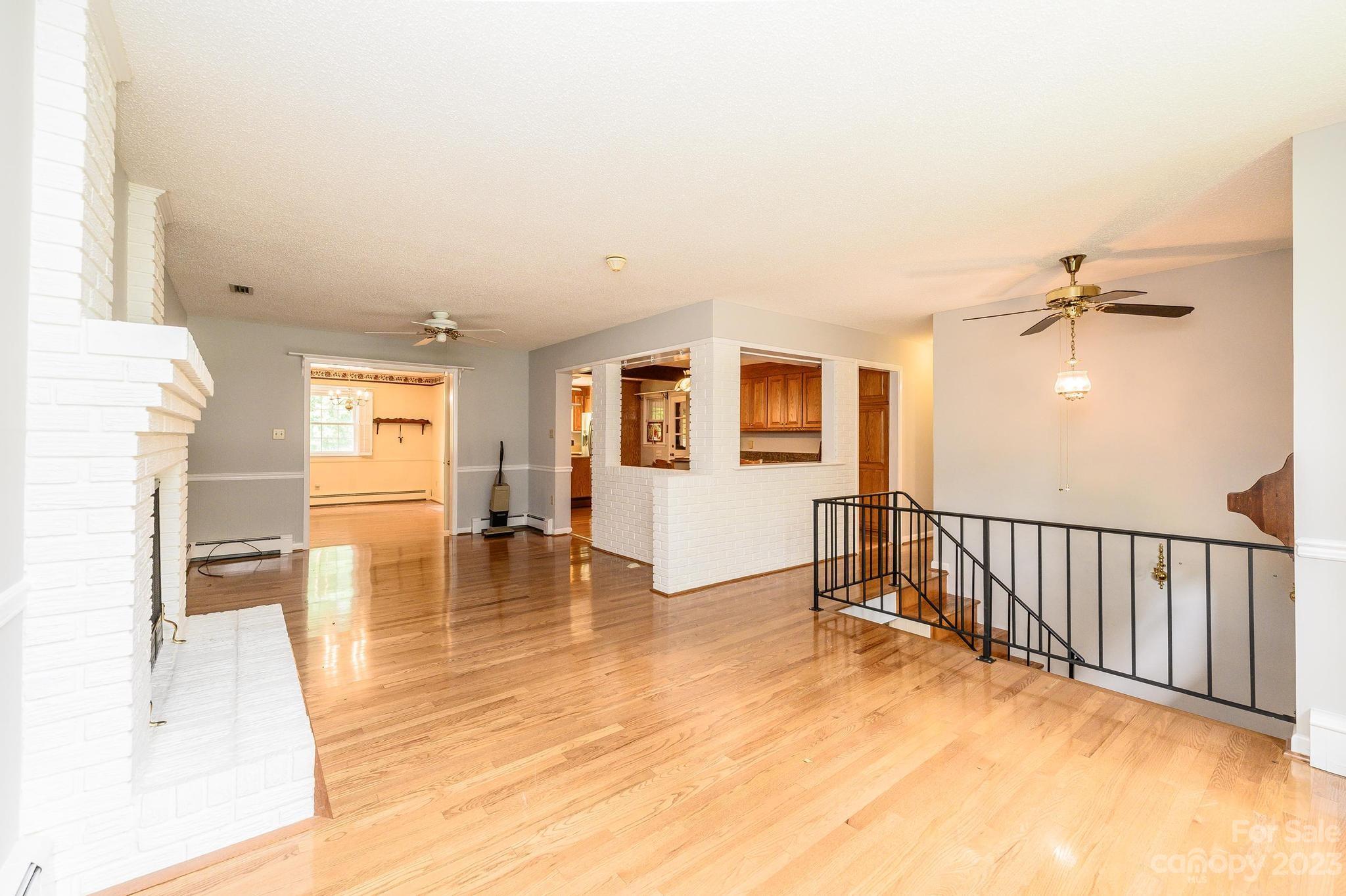 Colonial Heights - Residential