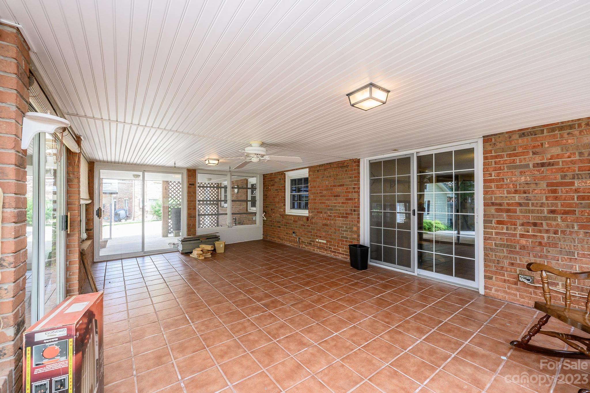 Colonial Heights - Residential