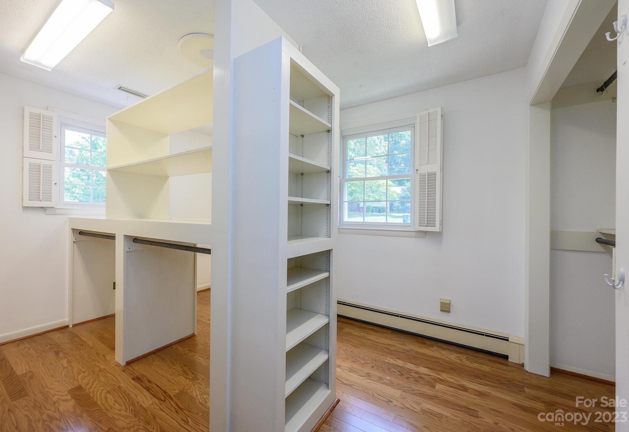 Colonial Heights - Residential