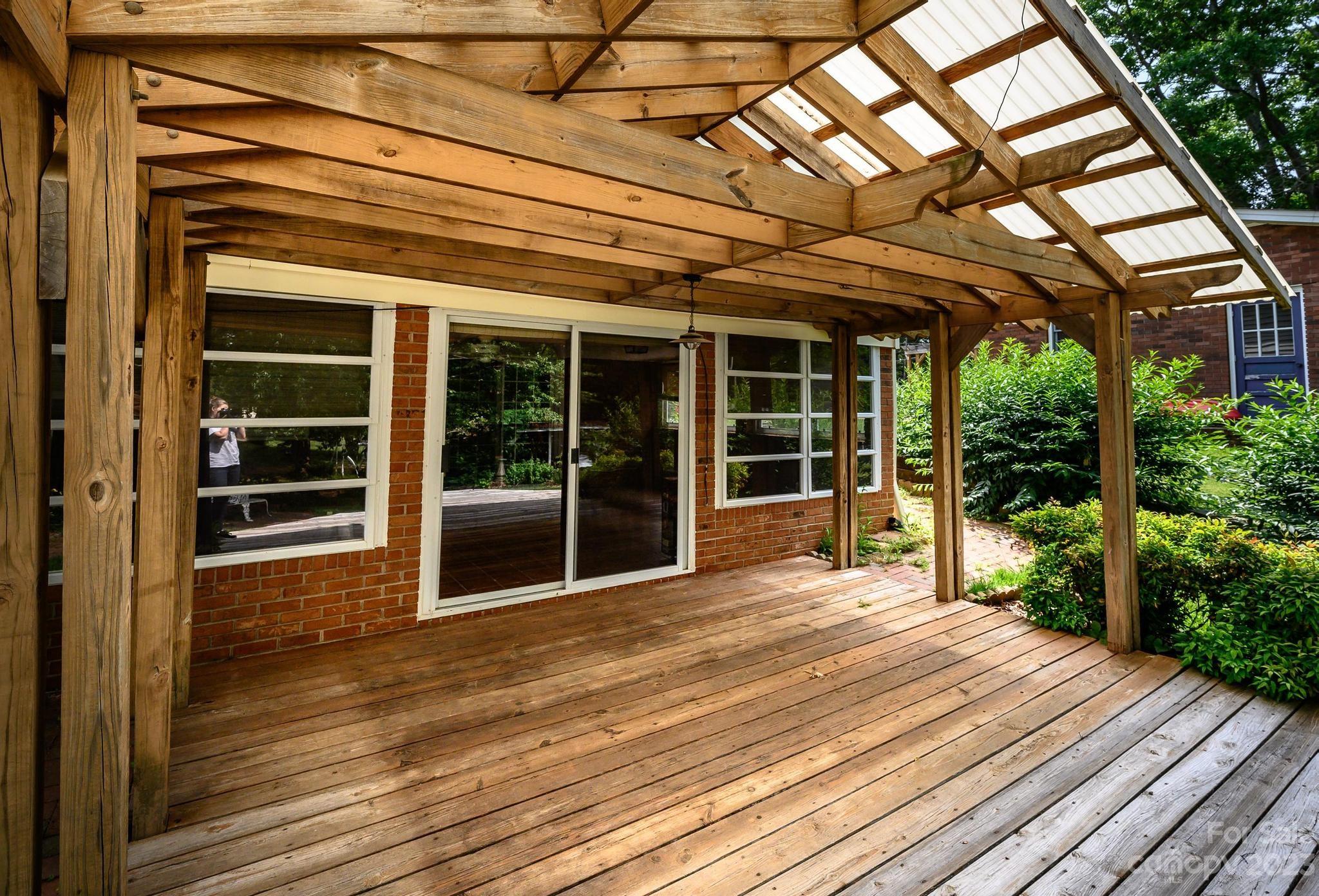 Colonial Heights - Residential