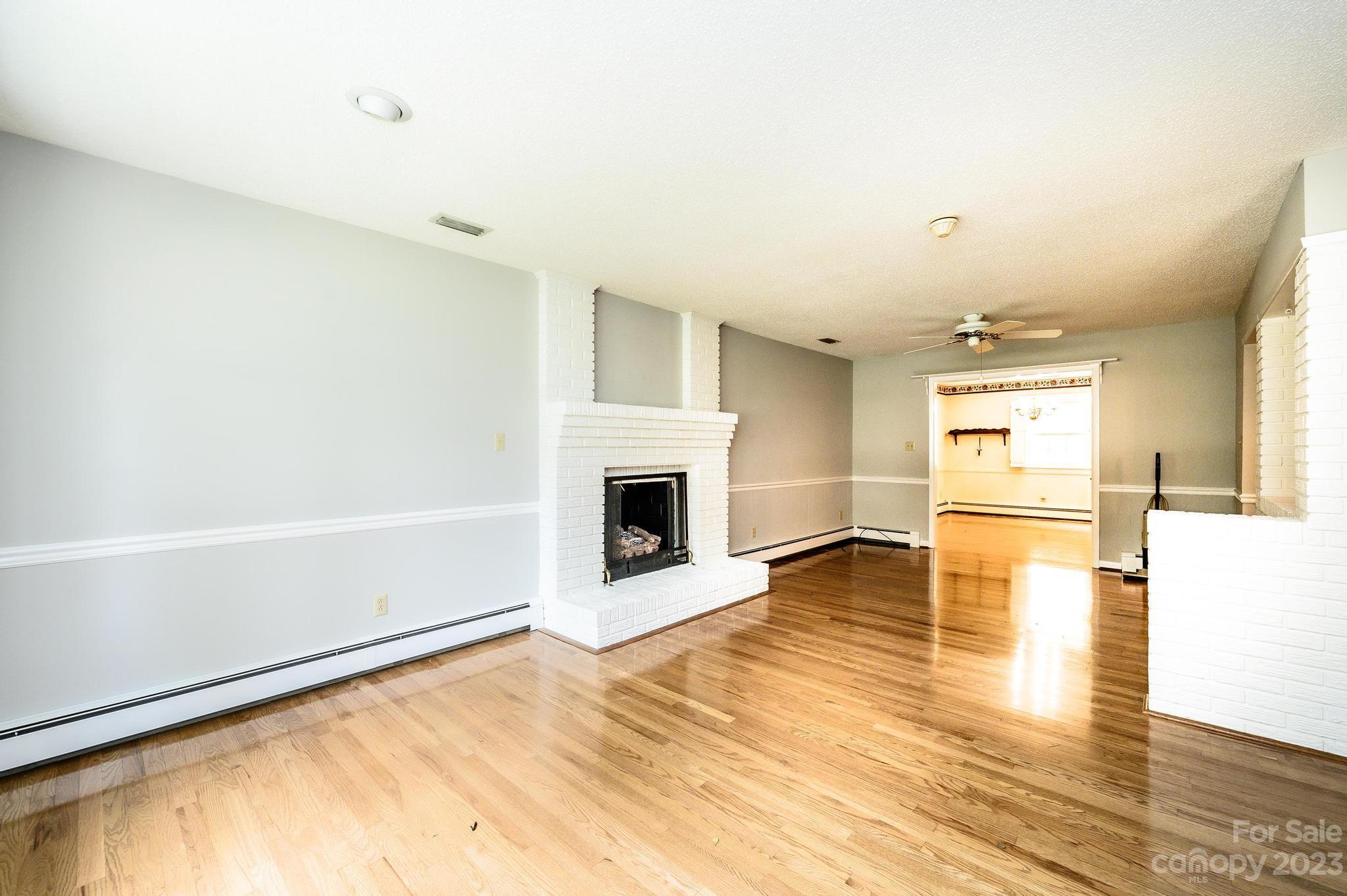 Colonial Heights - Residential