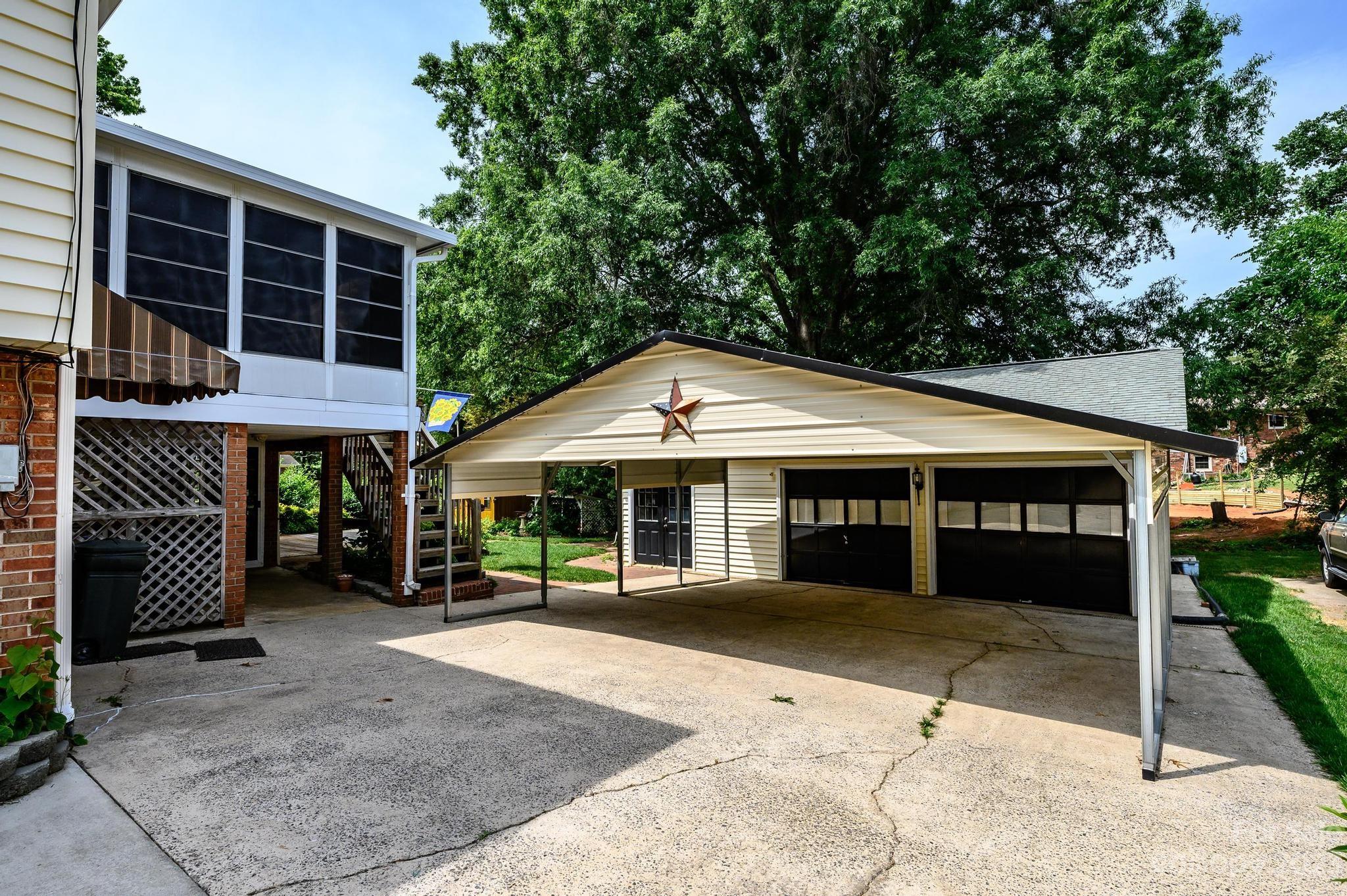 Colonial Heights - Residential