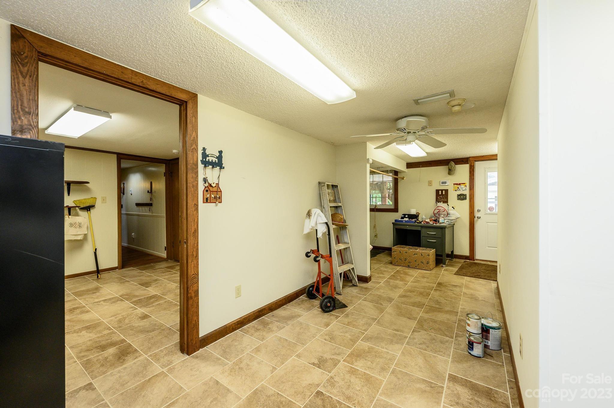 Colonial Heights - Residential