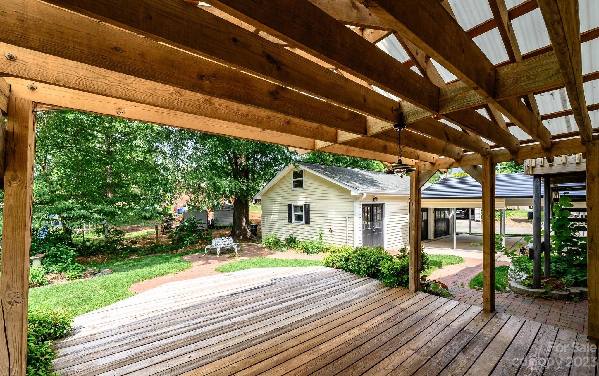 Colonial Heights - Residential