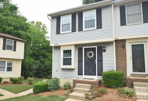 Photo of 9432 Lexington Circle #A, Charlotte, NC 28213 (MLS # 4371741)