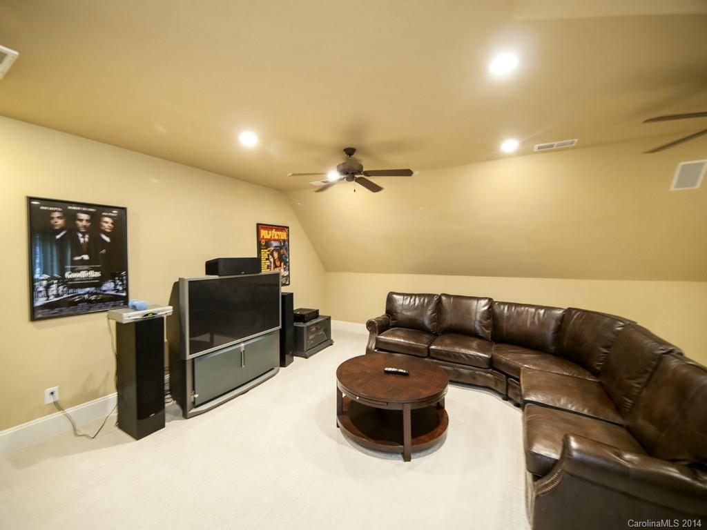 Woodland Bay - Residential