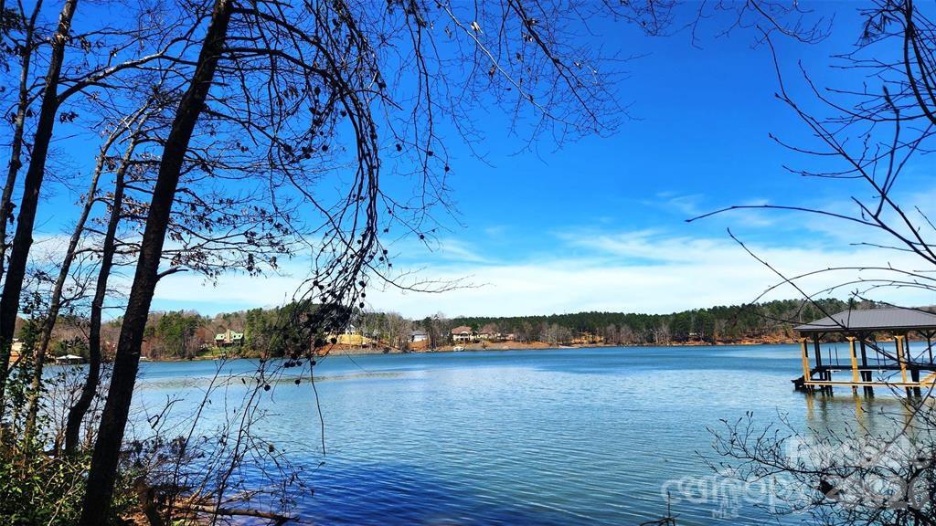 Lakeside Reserve - Land