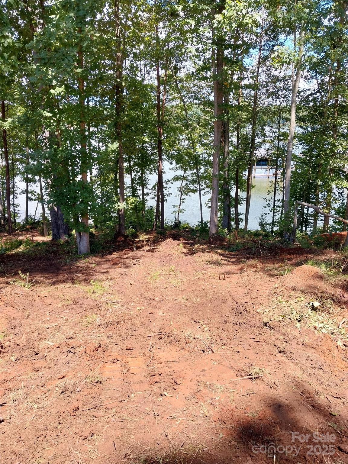 Lakeside Reserve - Land