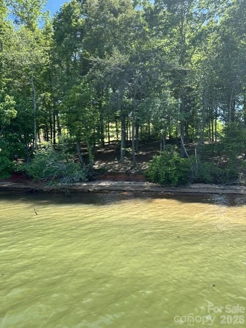 Lakeside Reserve - Land