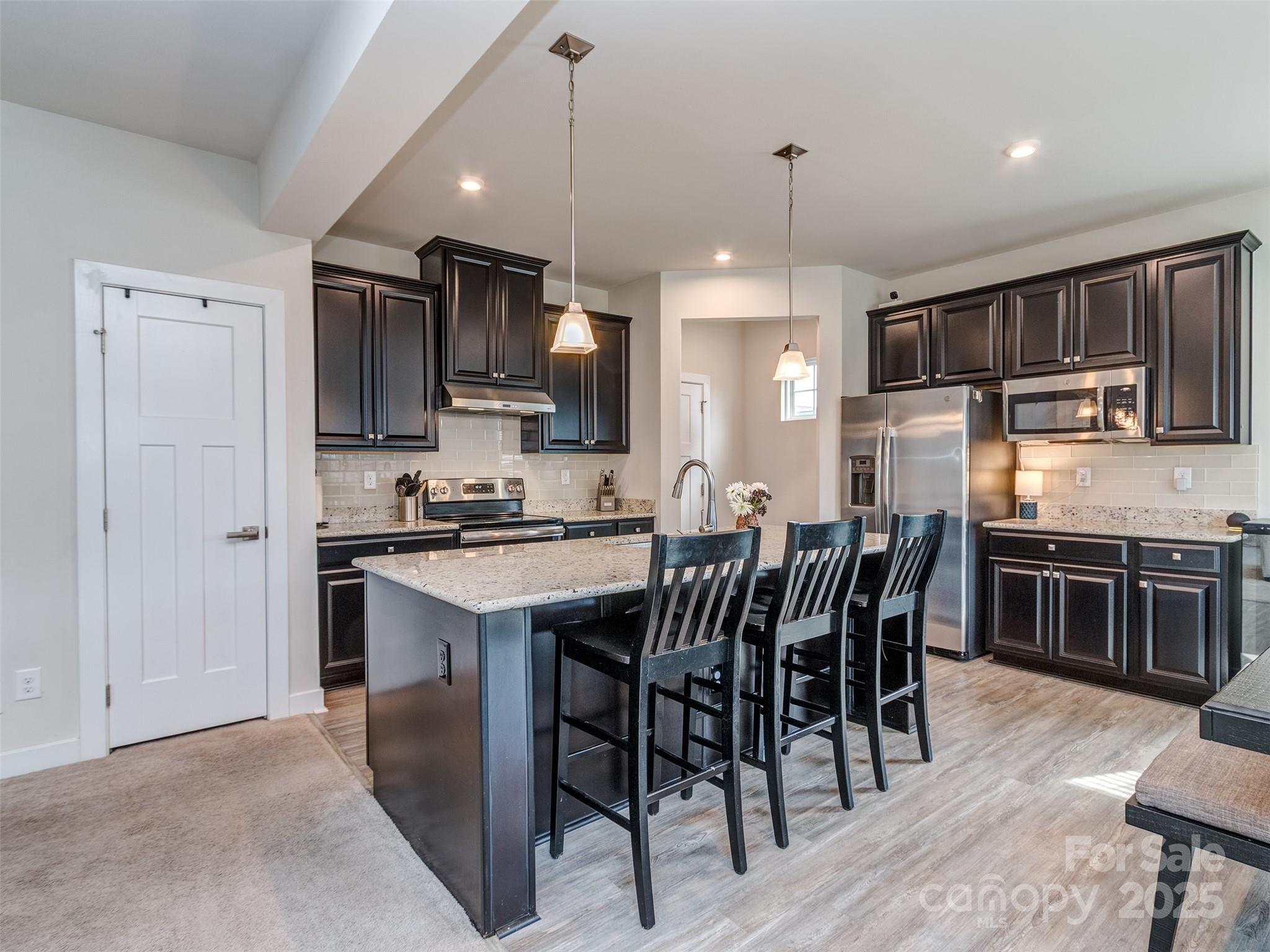 1607 Tundra Lane