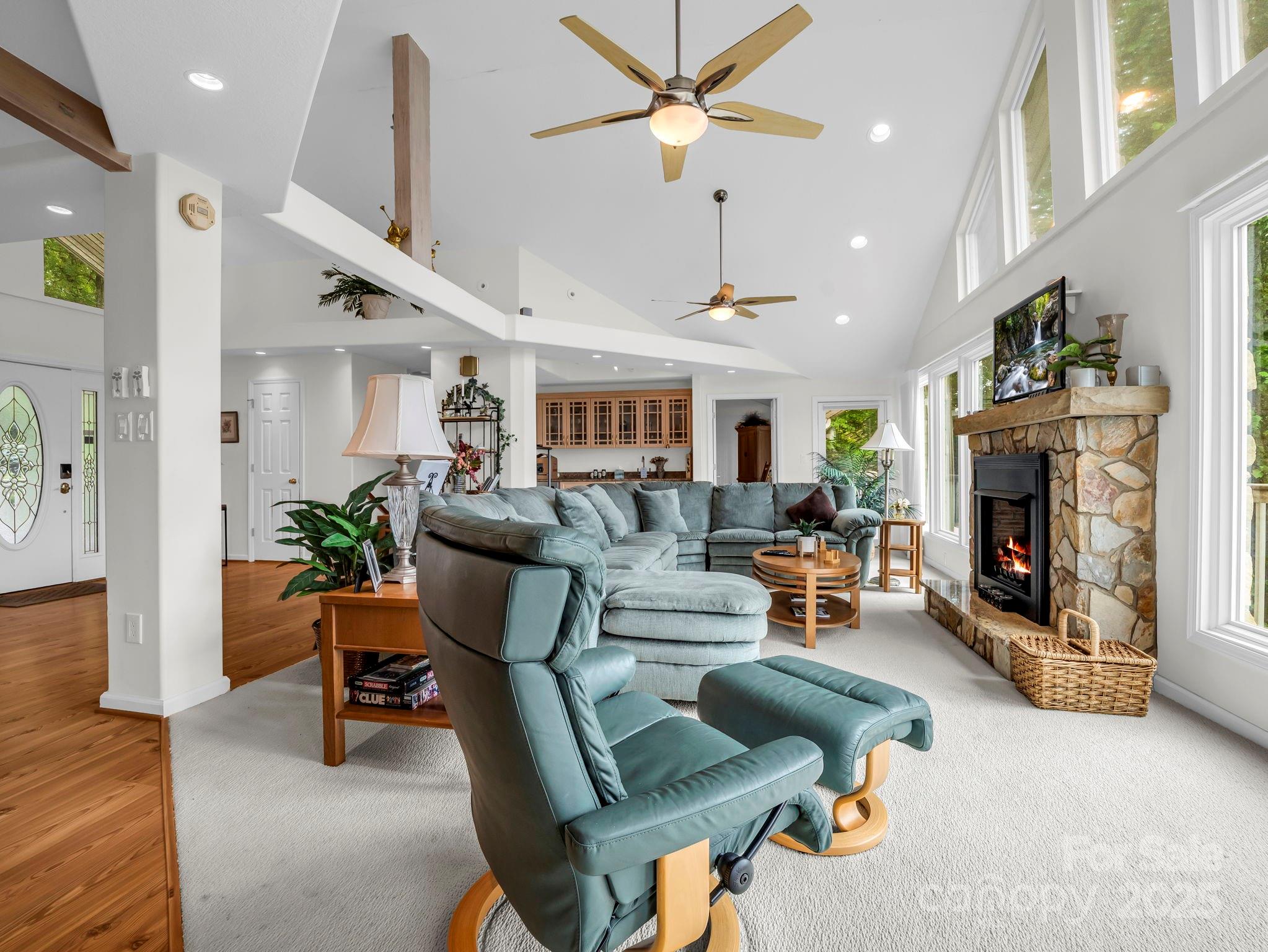 Rumbling Bald on Lake Lure - Residential