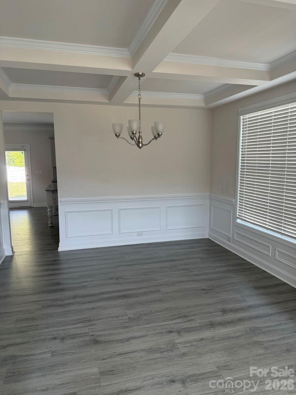 1410 Emma Lane