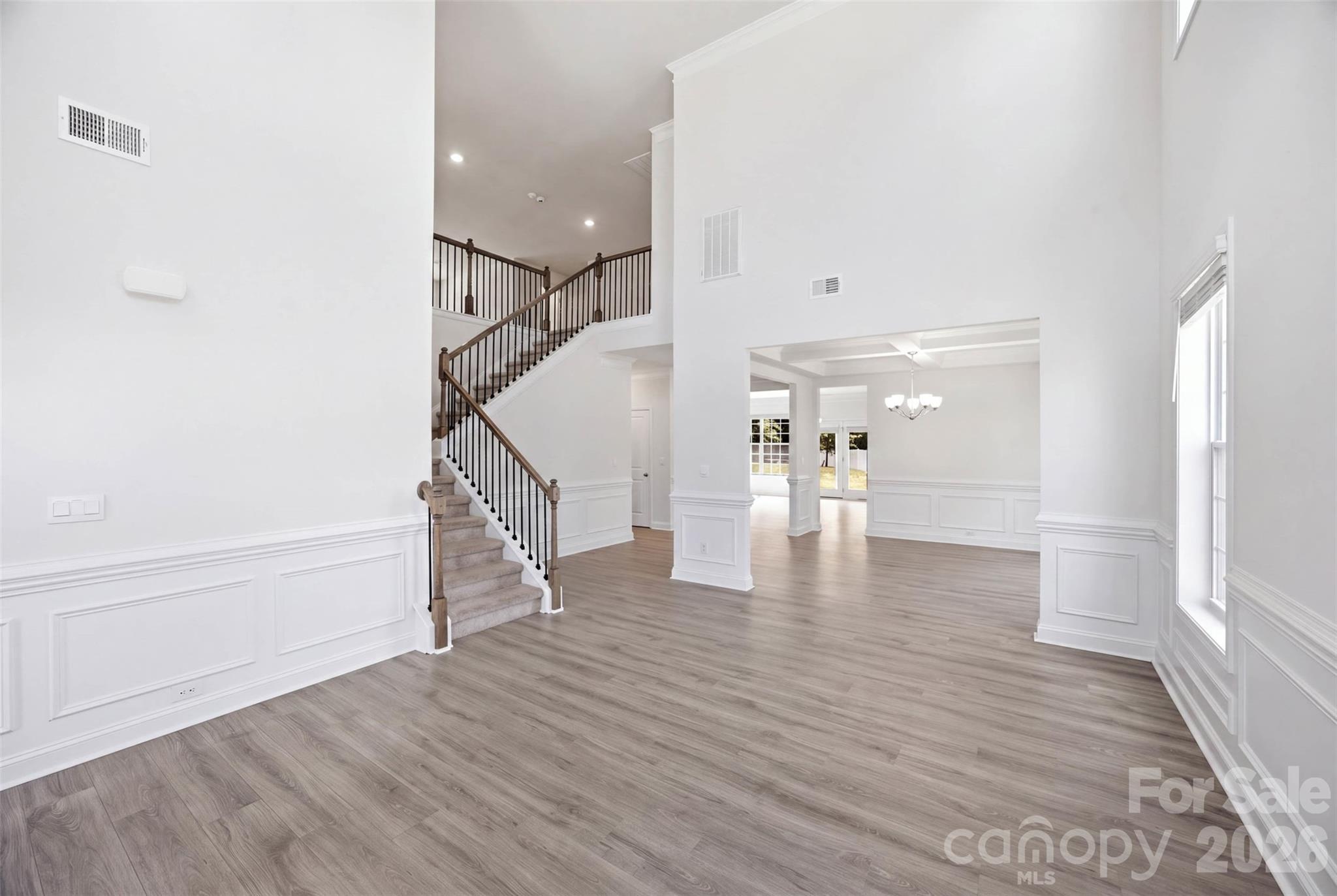 1410 Emma Lane